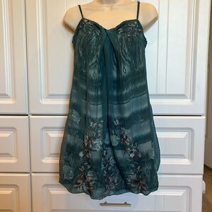 Lulumari Embroider Green Dress Sz S
